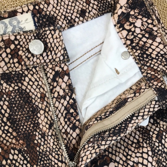 NWT Free People Two Faced Snakeskin Jegging - Picture 14 of 16